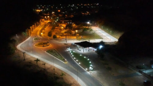 Extensão de rede subterrânea e iluminação pública ornamental no Município de Santana de Cataguases/MG.